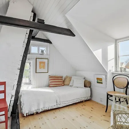 5585-svaneke-helgolandsgade-7-b *